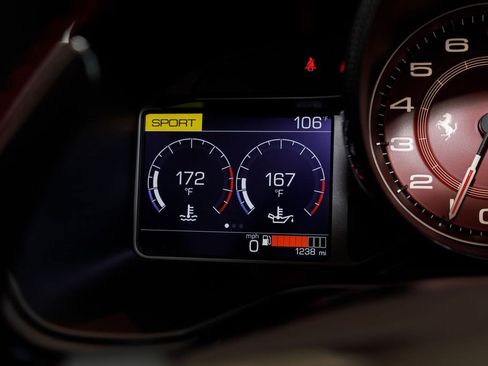 Used 2023 Ferrari Portofino M RWD image 35