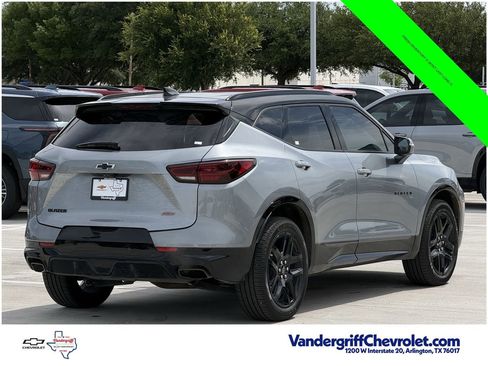 Used 2024 Chevrolet Blazer RS w/ Driver Confidence II Package FWD image 4