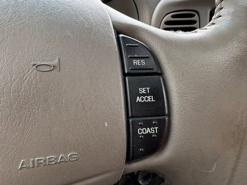 Used 2002 Ford F150 XLT AWD/4WD image 21