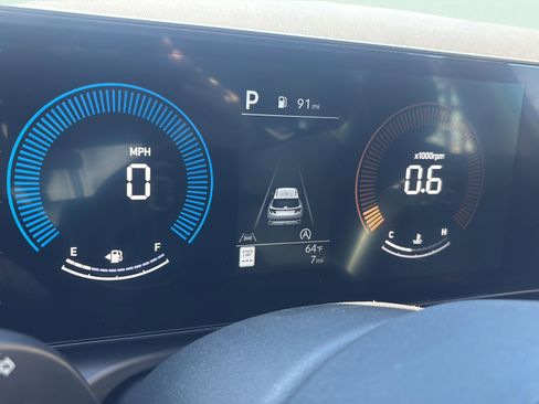 New 2026 Hyundai Tucson SE image 13