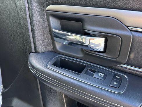 Used 2018 RAM 2500 Big Horn w/ Sport Appearance Group image 15