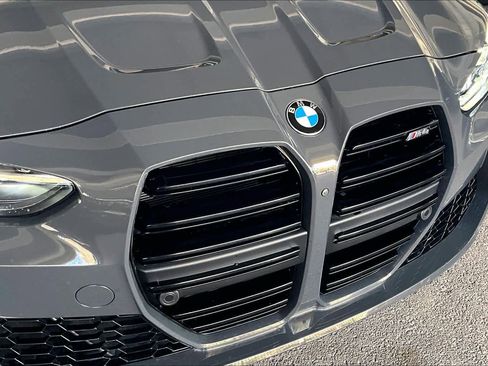 Used 2025 BMW M4 Coupe w/ Executive Package image 30