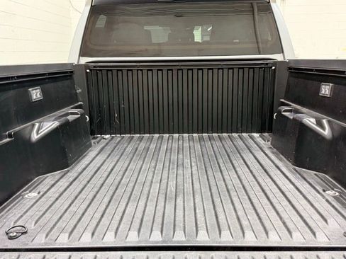 Used 2025 Toyota Tacoma TRD Off-Road image 40