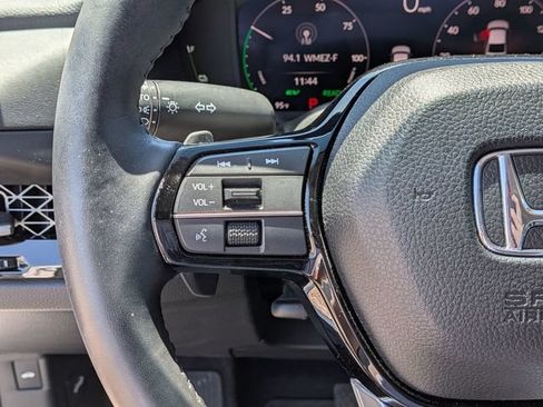 Used 2023 Honda Accord Touring image 20
