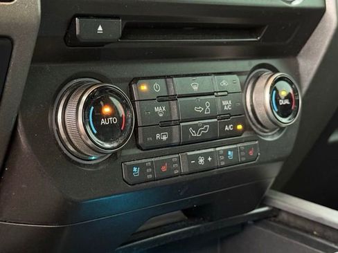 Used 2018 Ford F150 Raptor w/ Equipment Group 802A Luxury AWD/4WD image 22