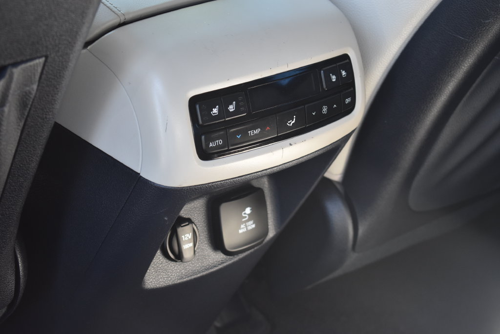 Certified 2023 Hyundai Palisade Limited FWD image 19