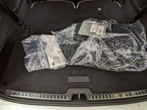 New 2026 Volvo XC90 B6 Plus w/ Protection Package Premier image 27