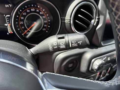 Used 2019 Jeep Wrangler Unlimited Sahara image 52