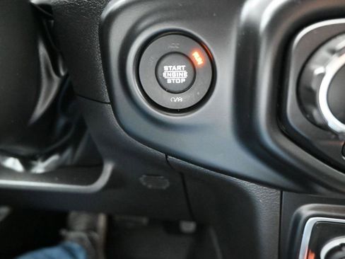 Used 2022 Jeep Gladiator Overland w/ Popular Equipment Package image 29