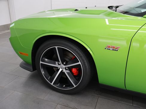 Used 2011 Dodge Challenger SRT8 w/ Green w/Envy Group RWD image 32