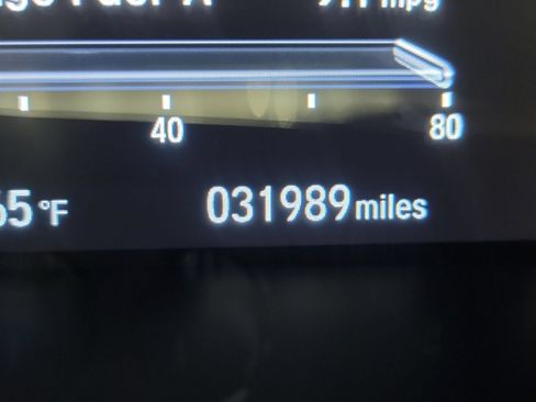 Used 2019 Honda CR-V Touring image 19