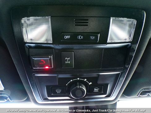 Used 2020 Toyota Tacoma TRD Off-Road image 46