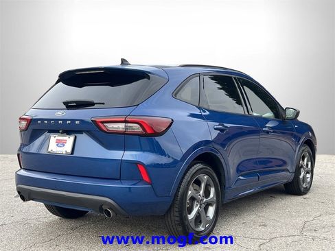 Used 2023 Ford Escape ST-Line image 3