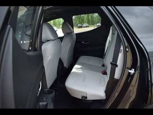 Certified 2025 Hyundai Santa Cruz SE FWD image 15