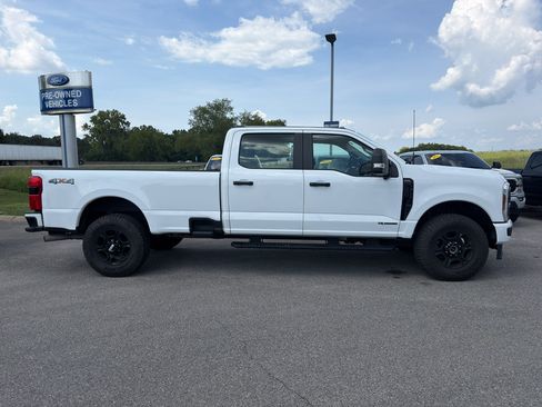 Used 2024 Ford F250 XL w/ STX Appearance Package AWD/4WD image 4