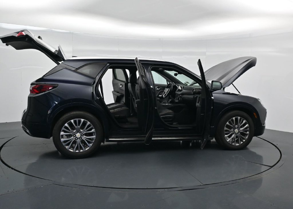 Used 2020 Chevrolet Blazer Premier w/ Driver Confidence II Package FWD image 42