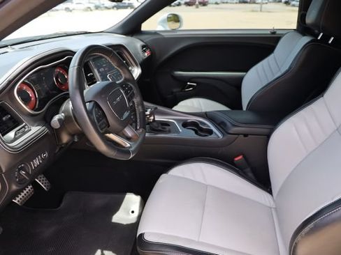 Used 2023 Dodge Challenger SRT Hellcat RWD image 10