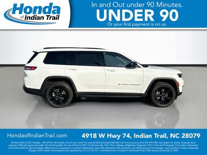 Used 2023 Jeep Grand Cherokee L Laredo