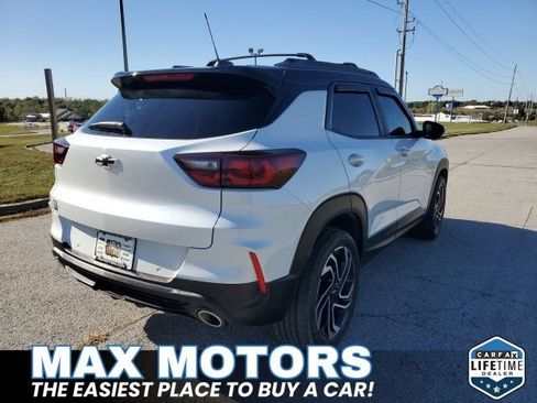 Used 2024 Chevrolet TrailBlazer RS w/ Convenience Package image 3