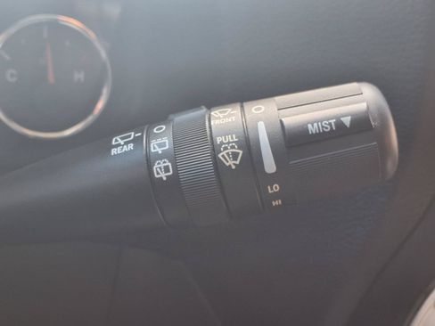 Used 2017 Jeep Wrangler Unlimited Sahara w/ Connectivity Group AWD/4WD image 21