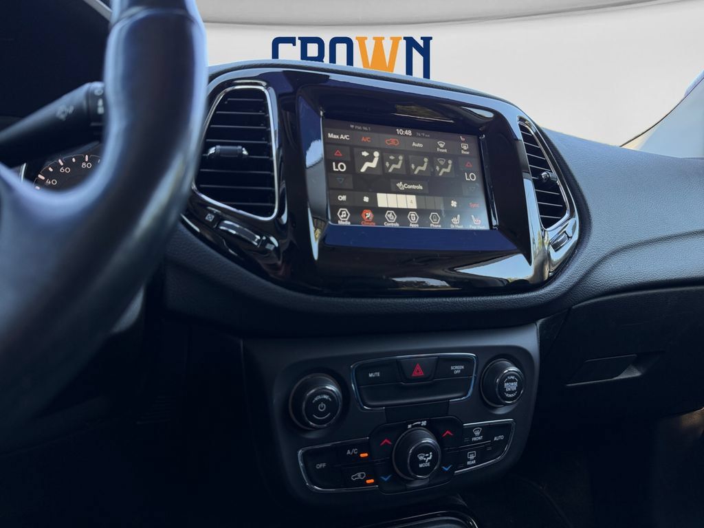 Used 2020 Jeep Compass Latitude AWD/4WD image 10
