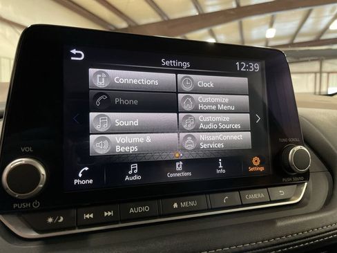 Used 2023 Nissan Rogue SV w/ SV Premium B Package FWD image 35