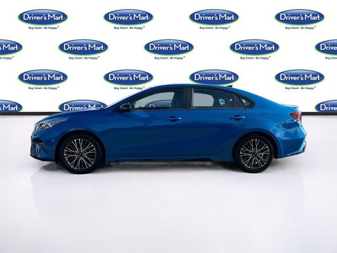 Used 2023 Kia Forte GT-Line w/ GT-Line Technology Package FWD image 4
