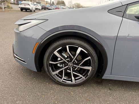 New 2026 Toyota Prius Plug-In Hybrid image 12