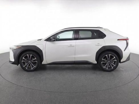 Used 2024 Toyota bZ4X AWD w/ Weather Package image 6