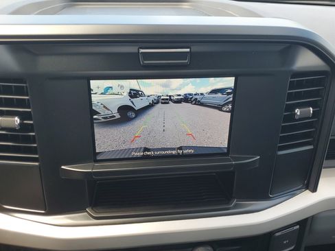 New 2026 Ford F250 XL w/ XL Chrome Package image 19