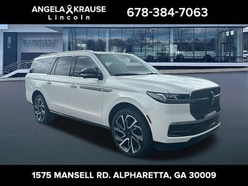 New 2026 Lincoln Navigator L Reserve AWD/4WD image 1