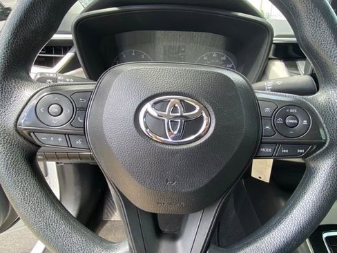 Used 2024 Toyota Corolla LE image 18