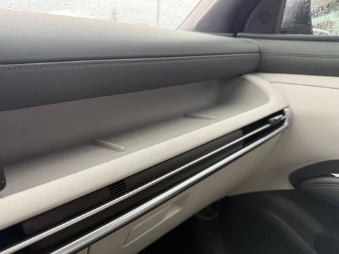 Certified 2026 Hyundai Tucson Limited AWD/4WD image 33