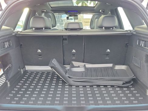 New 2026 Mercedes-Benz GLC 43 AMG GLC 43 AMG image 9