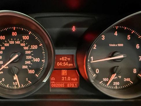 Used 2012 BMW Z4 sDrive28i image 17