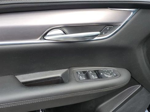 Certified 2022 Cadillac XT5 Luxury image 40