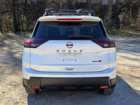 New 2026 Nissan Rogue SV image 4