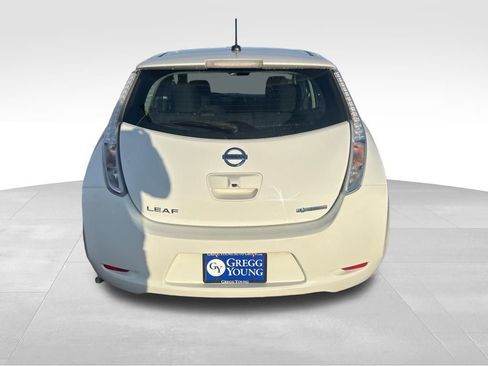 Used 2015 Nissan Leaf S w/ Charge Package image 5