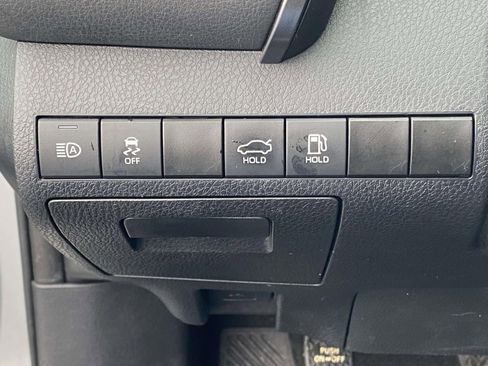 Used 2024 Toyota Camry SE FWD image 17