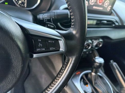 Used 2021 MAZDA MX-5 Miata Grand Touring image 17