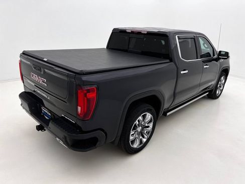 Used 2023 GMC Sierra 1500 Denali w/ Denali Reserve Package AWD/4WD image 7