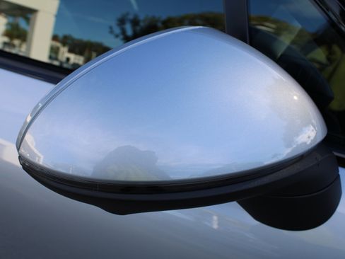 Certified 2025 Porsche Cayenne image 13