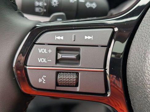 New 2026 Honda Pilot Touring image 17