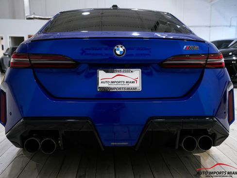Used 2026 BMW M5 w/ Executive Package AWD/4WD image 23