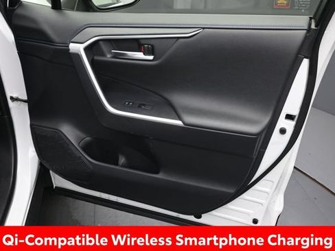 Used 2023 Toyota RAV4 XSE AWD/4WD image 25
