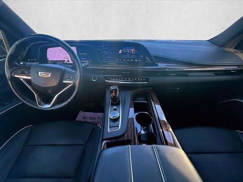 Used 2023 Cadillac Escalade Premium Luxury RWD image 16