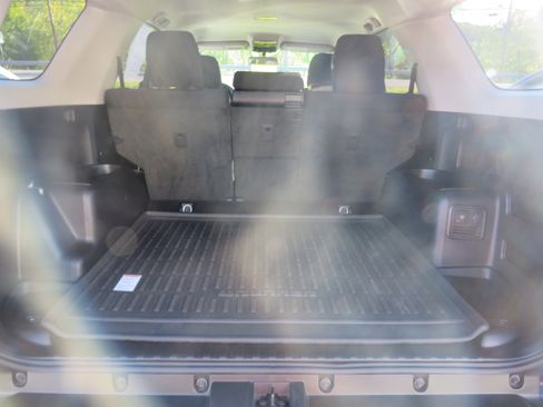 Used 2019 Toyota 4Runner TRD Off-Road image 7