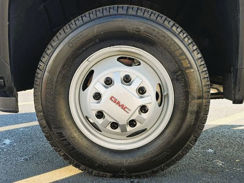 New 2025 GMC Sierra 3500 Pro w/ Convenience Package AWD/4WD image 10