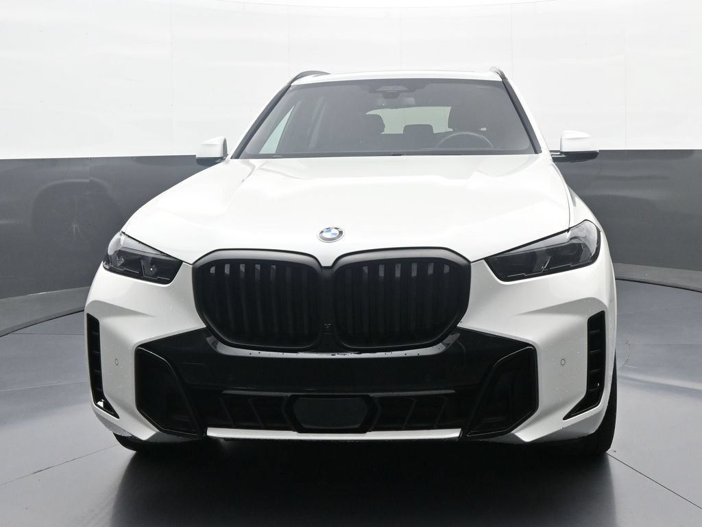Used 2024 BMW X5 xDrive40i w/ Executive Package AWD/4WD image 2