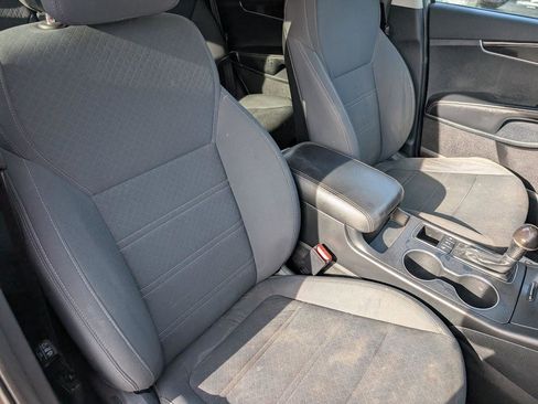 Used 2016 Kia Sorento AWD w/ LX Convenience Package image 18